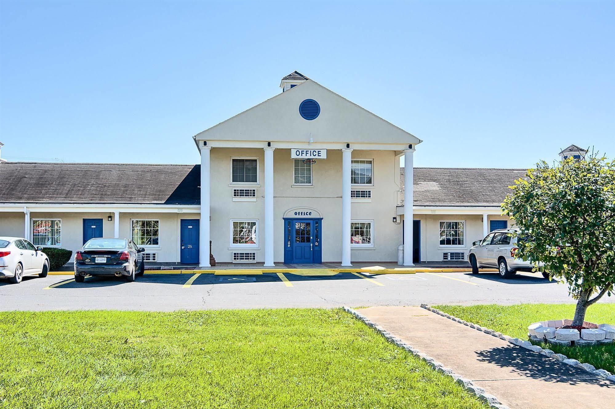 Motel 6-Harrisonburg, VA - South Exterior foto